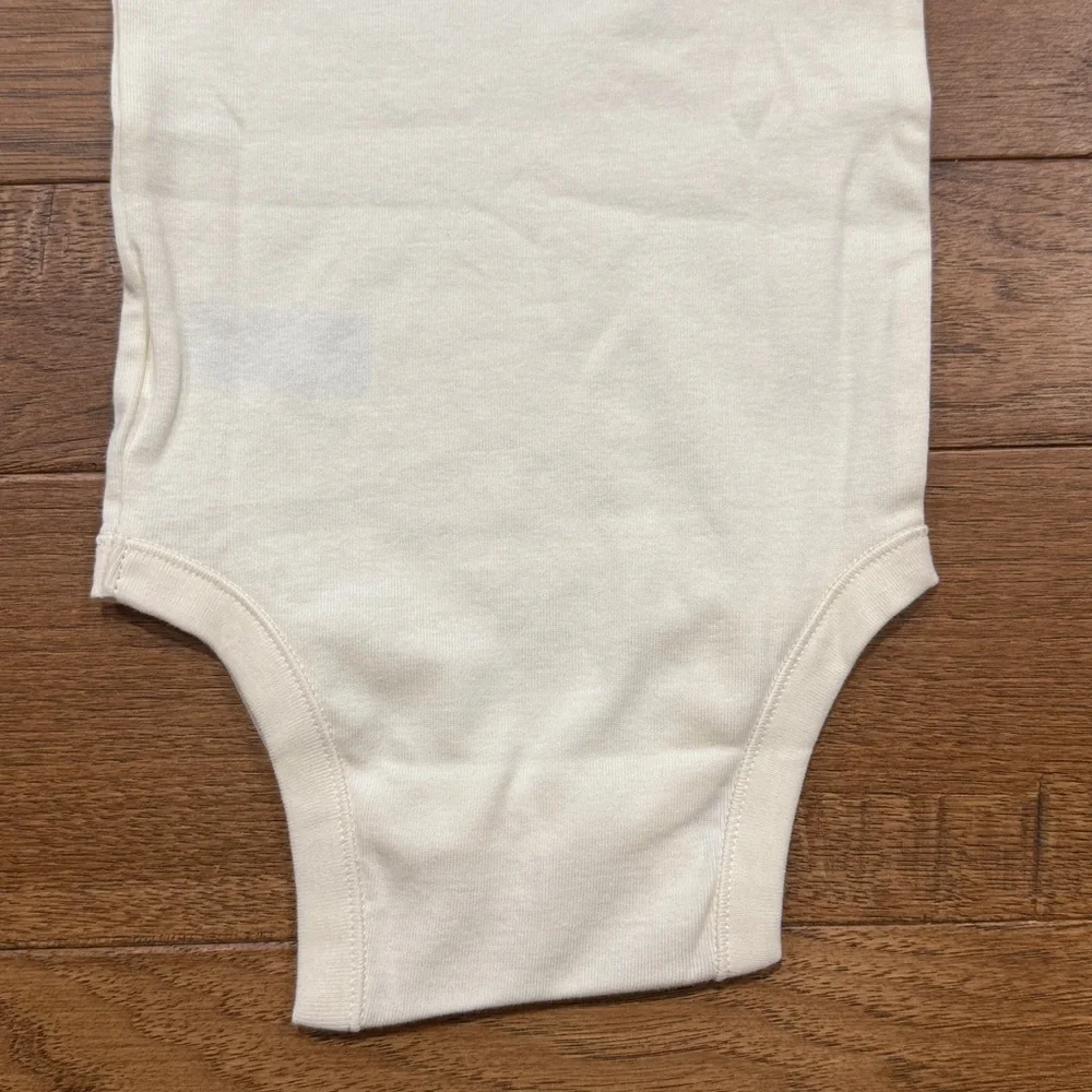 Old Navy Short-Sleeve Baby Bodysuit   - Baby Cousin - Size 12-18 Months
